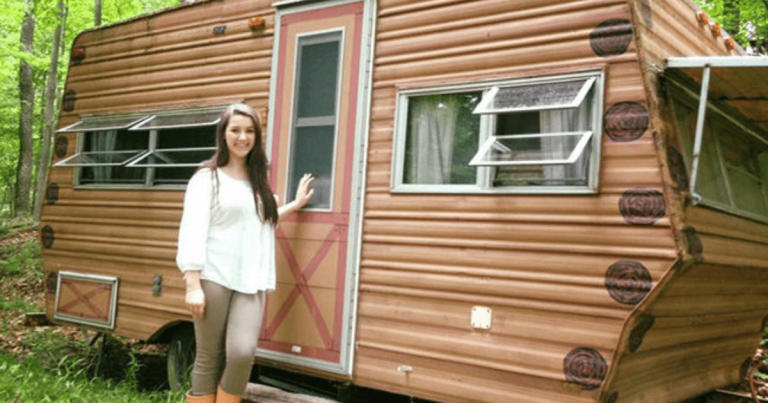 14-year-old girl buys old trailer for $200 and remodels it herself