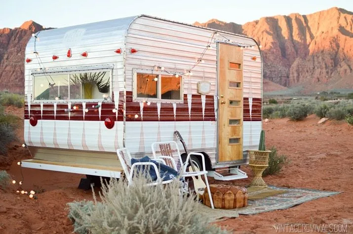 Woman Remodels Tiny ‘Nugget’ – The Interior Makes It The Perfect Home Away From Home