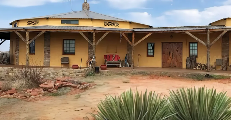 Man builds 4,000 sq ft straw bale house, defying weather, banks, and skeptics
