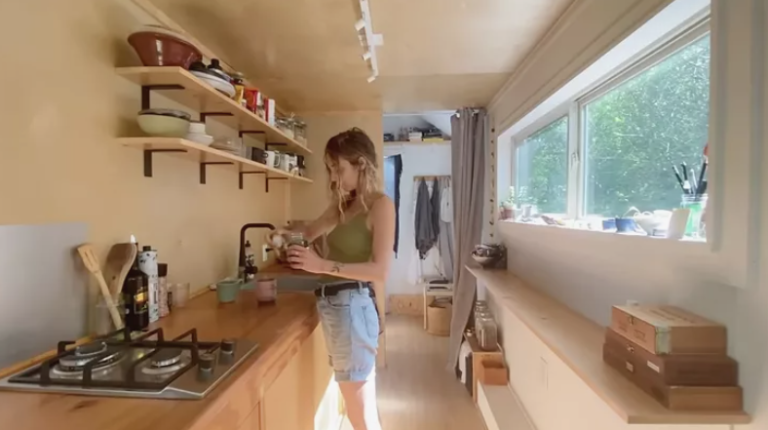 Woman Builds Her Own Extra-Wide Tiny House, With No Experience