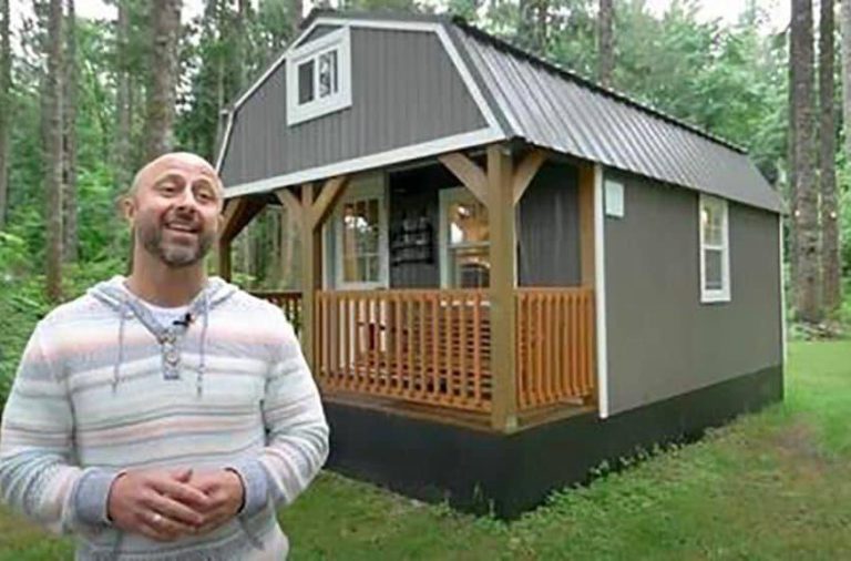 «From a barn into a dream house!» Man transforms a miserable shed into a stunning house and receives praise