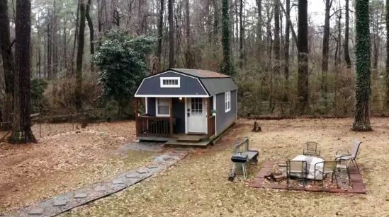 27-year-old pays $0 to live in a ‘luxury tiny home’—how she built it for $4,000: ‘I forget I’m living in a shed’