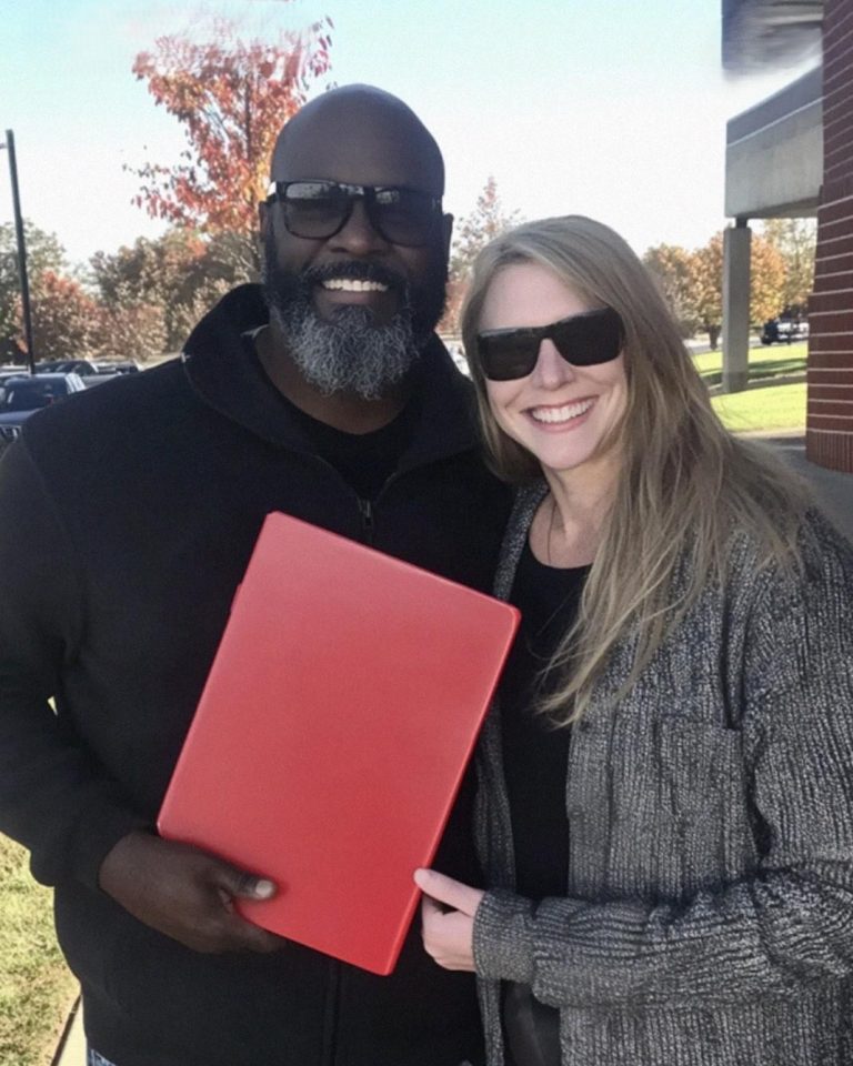 The Man I Rescued in a Storm 20 Years Ago Knocked on My Door Yesterday