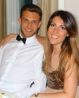 How a 20-year-old photo album confirmed mom’s suspicions about her daughter’s college sweetheart