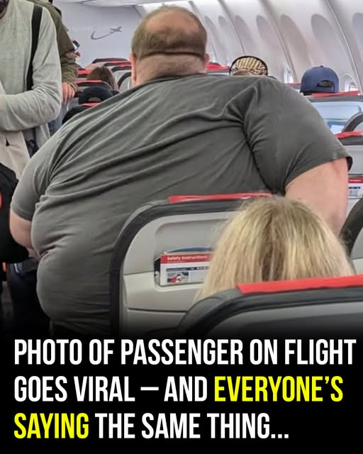 Photo of passenger on flight goes viral, has everyone saying the same thing