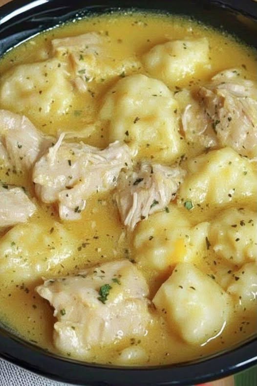 Best Ever Crock Pot Chicken and Dumplings: A Comfort Food Classic Made Easy