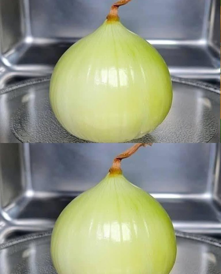 8 Unexpected Yet Genius Ways To Use a Microwave (Beyond Just Reheating!)