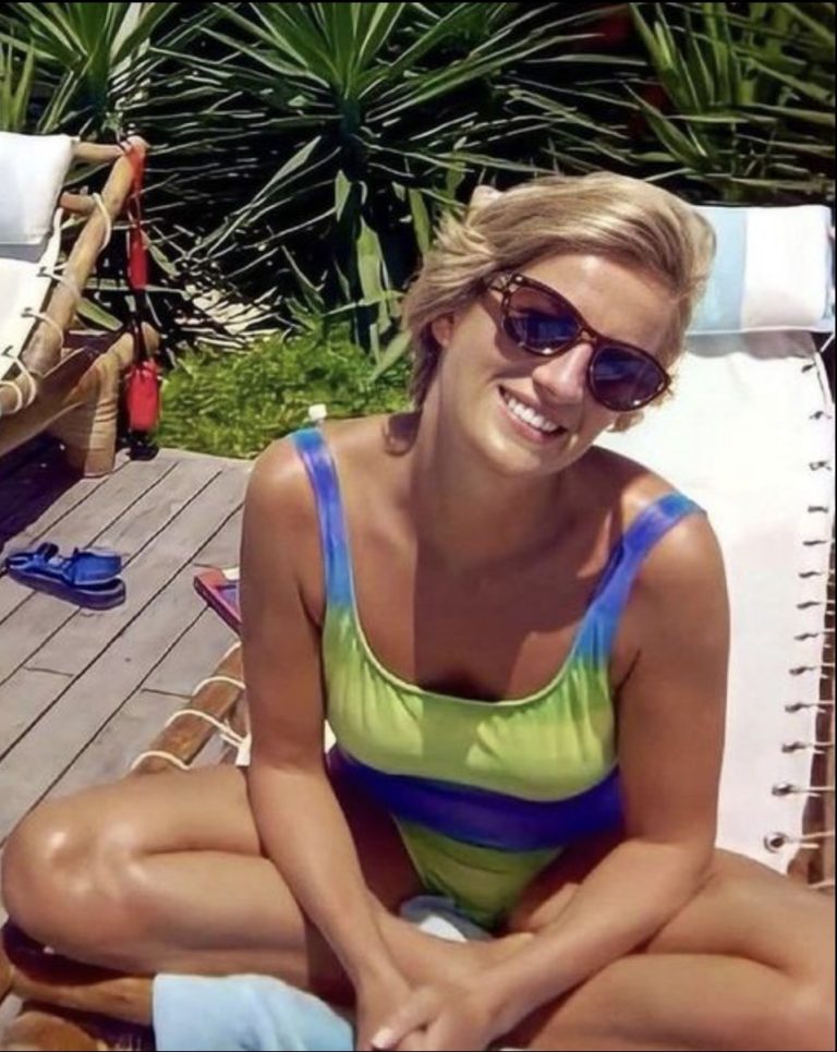 The Real Story Behind the ‘R-Rated’ Princess Diana Photo