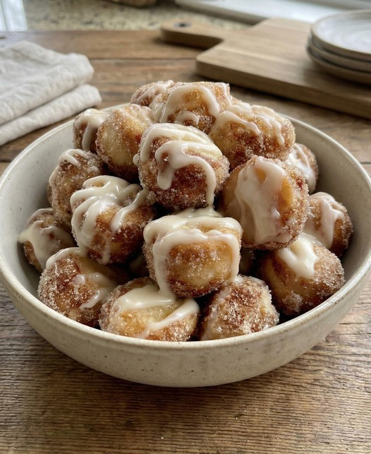Mini Cinnamon Roll–Style French Toast Bites