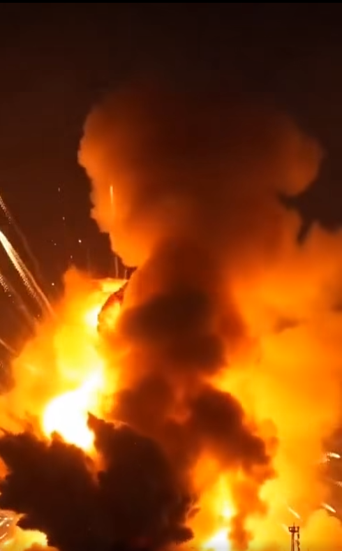 Catastrophic Hillside Blaze Destroys Hundreds Of Homes And Leaves Entire Communities Devastated